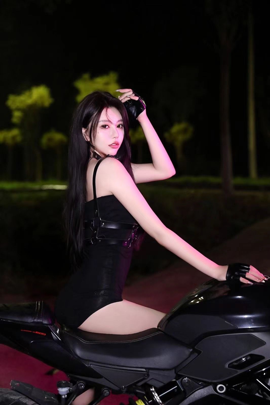ae8ac6817ab39eed3ecdb5846531403e-size-1066x1600-1788000035661.jpg